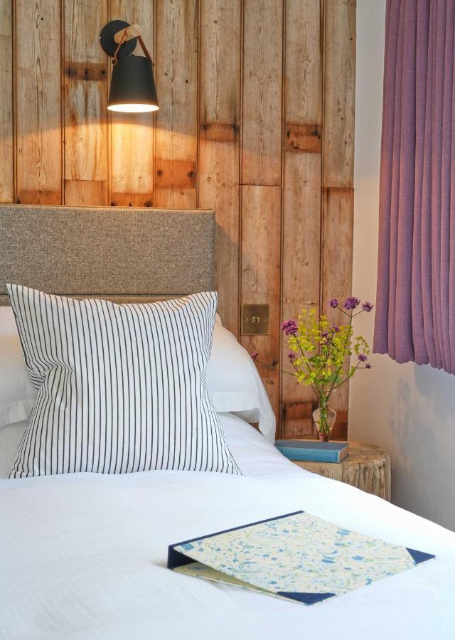 Bed and Breakfast Bird & Carter Fonthill Fonthill Bishop Екстер'єр фото